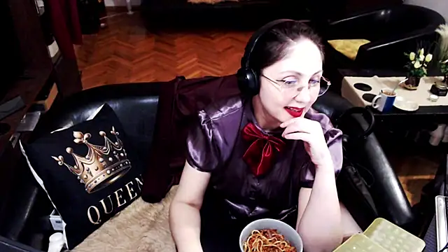 Snapshot of Imperatriza chatting on 04/21/26, 01:42 Imperatriza online show from 04/21/26, 01:42