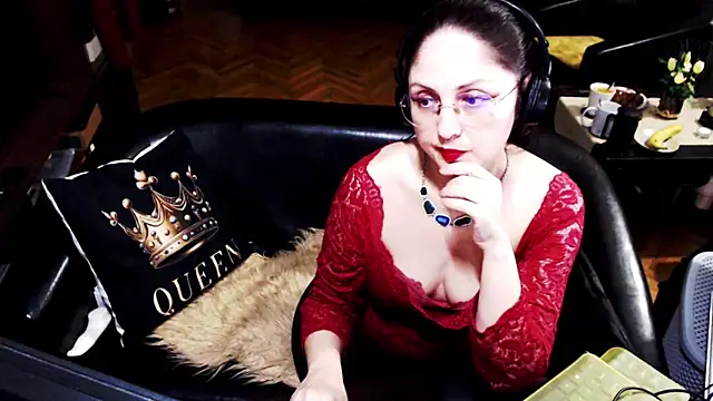 Snapshot of Imperatriza chatting on 04/23/26, 06:54 Imperatriza online show from 04/23/26, 06:54