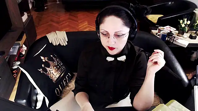 Snapshot of Imperatriza chatting on 04/30/26, 06:58 Imperatriza online show from 04/30/26, 06:58