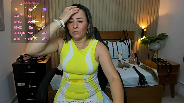 Snapshot of luciana_ballesteros_ chatting on 02/19/25, 12:22 luciana ballesteros online show from 02/19/25, 12:22