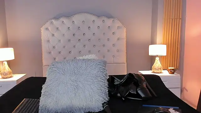 RamonaSimons online show from 09/30/25, 08:25