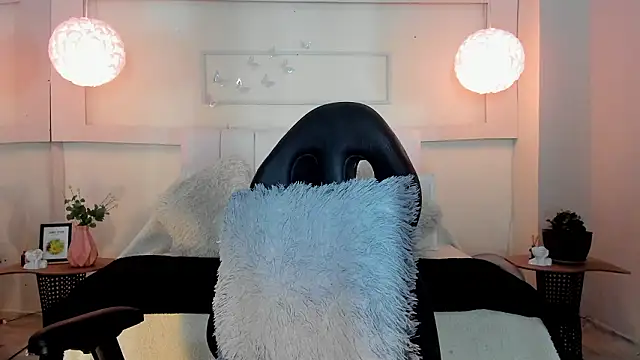 RamonaSimons online show from 02/25/26, 08:29