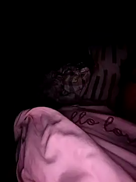 Snapshot of poussychats chatting on 12/10/24, 12:17 poussychats online show from 12/10/24, 12:17