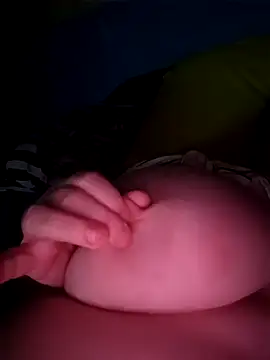 Snapshot of poussychats chatting on 01/28/25, 11:39 poussychats online show from 01/28/25, 11:39