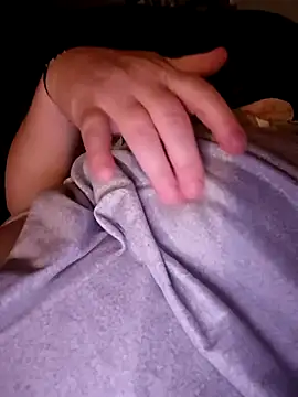 Snapshot of poussychats chatting on 03/08/25, 06:16 poussychats online show from 03/08/25, 06:16