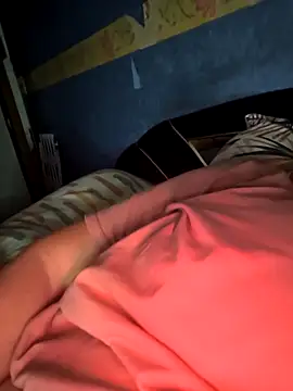 Snapshot of poussychats chatting on 09/26/25, 09:08 poussychats online show from 09/26/25, 09:08