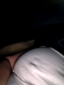 Snapshot of poussychats chatting on 10/15/25, 09:15 poussychats online show from 10/15/25, 09:15