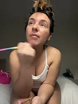 lyajoliee online show from 01/13/26, 12:54