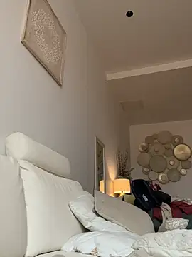 lyajoliee online show from 03/06/26, 08:11