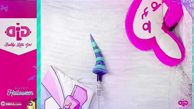 DaddysLittleGirl01 online show from 10/30/25, 12:34