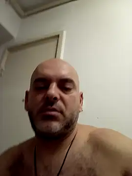 Snapshot of BartalesDaddy chatting on 01/20/25, 07:57 BartalesDaddy online show from 01/20/25, 07:57