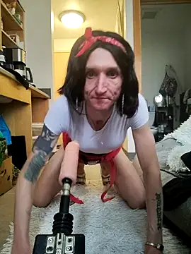 Snapshot of BirdmanJR11th chatting on 09/21/25, 04:52 BirdmanJR11th online show from 09/21/25, 04:52