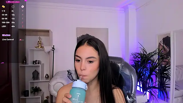 Aleejaa   online show from 01/18/25, 02:23