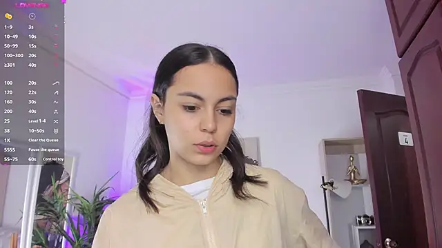 Aleejaa   online show from 02/13/25, 11:28