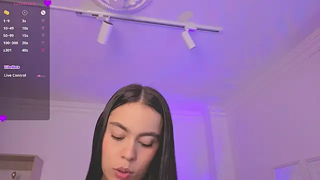 Aleejaa   online show from 04/15/26, 11:39