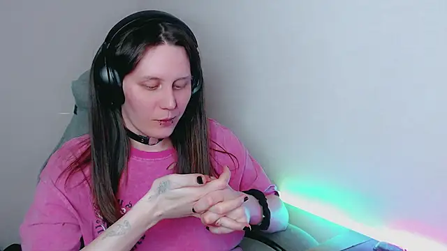 Snapshot of tracy_cooper chatting on 01/11/25, 03:02 tracy cooper online show from 01/11/25, 03:02