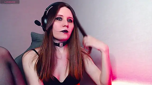 Snapshot of tracy_cooper chatting on 02/11/25, 05:05 tracy cooper online show from 02/11/25, 05:05