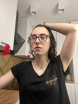 MartiniiSelenna online show from 04/07/26, 06:03