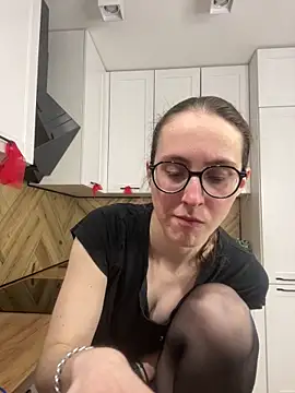 MartiniiSelenna online show from 04/11/26, 07:45