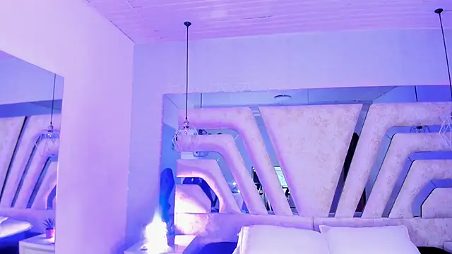 Snapshot of AngelineHeet chatting on 11/21/25, 03:27 AngelineHeet online show from 11/21/25, 03:27