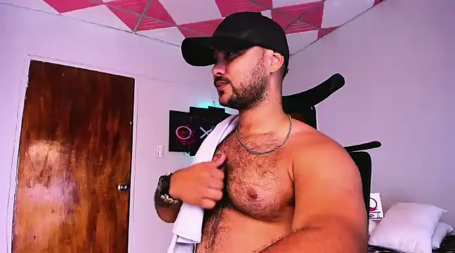 Sebas-hott online show from 12/18/24, 05:48