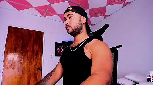 Sebas-hott online show from 01/18/25, 09:45