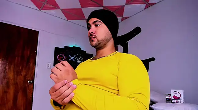 Sebas-hott online show from 01/21/25, 03:15