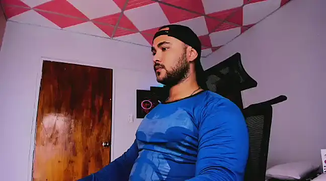 Sebas-hott online show from 02/09/25, 03:11