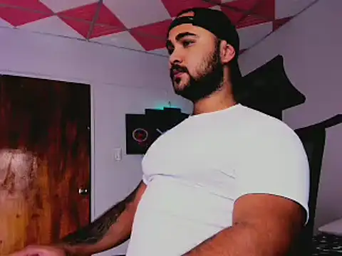 Sebas-hott online show from 02/19/25, 03:06