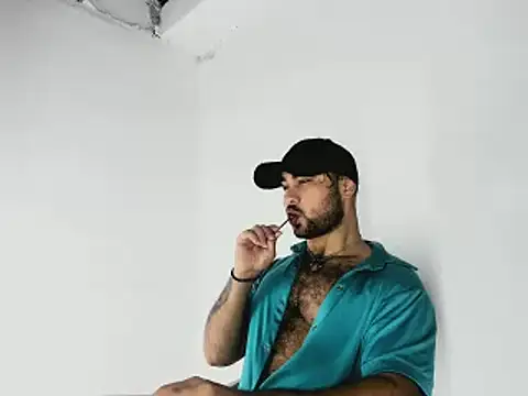 Sebas-hott online show from 10/23/25, 10:30