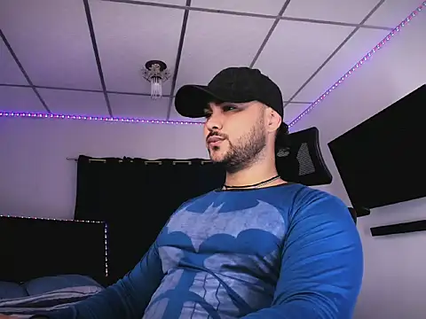 Sebas-hott online show from 02/02/26, 09:13