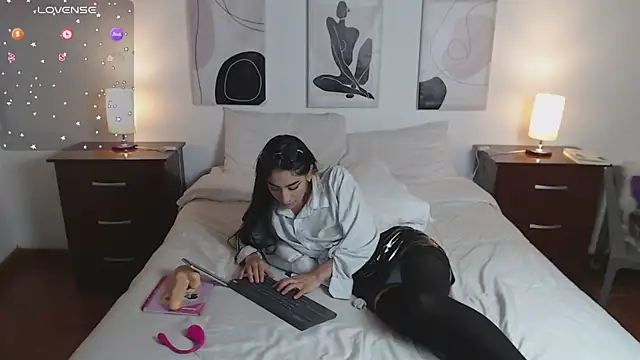 Lucy joi online show from 02/21/25, 06:07