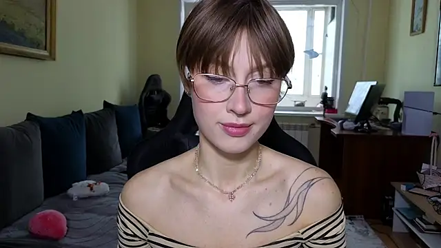 MalvinaBlum online show from 02/07/26, 03:43