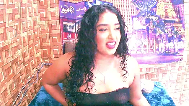 Snapshot of IndianAngel4u chatting on 04/17/26, 03:15 IndianAngel4u online show from 04/17/26, 03:15