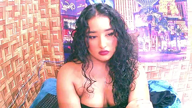 Snapshot of IndianAngel4u chatting on 04/23/26, 03:14 IndianAngel4u online show from 04/23/26, 03:14