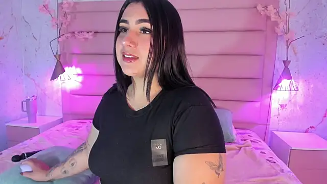 sabrinamilani online show from 11/27/25, 03:08