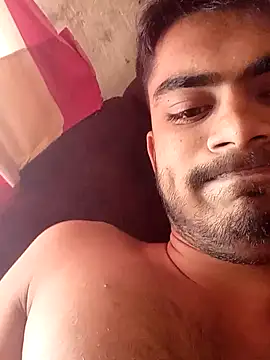 Snapshot of aditya2004_ chatting on 12/15/24, 07:24 aditya2004 online show from 12/15/24, 07:24