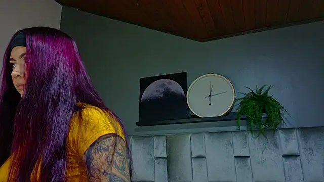 alaia-rogers online show from 11/10/25, 11:31