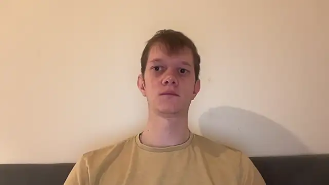 Snapshot of Cube933 chatting on 10/21/25, 07:03 Cube933 online show from 10/21/25, 07:03