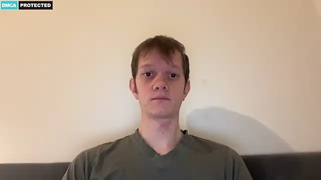 Snapshot of Cube933 chatting on 11/26/25, 09:27 Cube933 online show from 11/26/25, 09:27