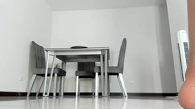 Snapshot of angelturned001 chatting on 03/20/25, 11:45 angelturned001 online show from 03/20/25, 11:45