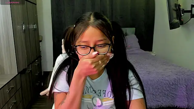 Snapshot of isa_bellaa0 chatting on 12/06/24, 05:20 isa bellaa0 online show from 12/06/24, 05:20