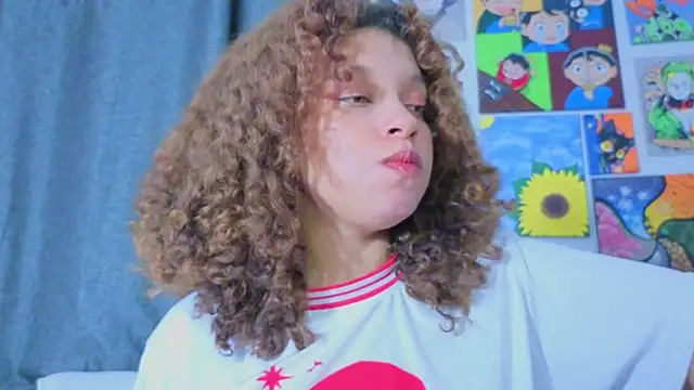 Ada gales  online show from 04/28/26, 03:33