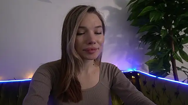 IceDanielles online show from 02/10/25, 12:39