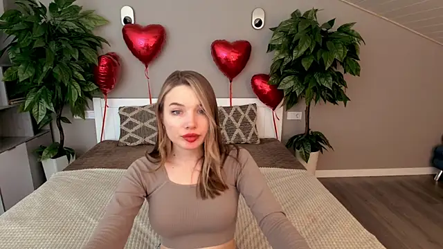 IceDanielles online show from 02/13/25, 02:20