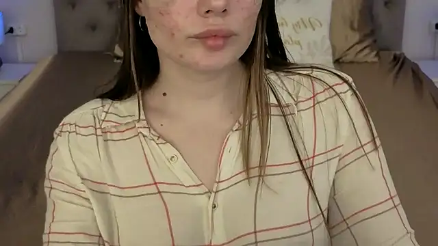 IceDanielles online show from 03/28/26, 01:54