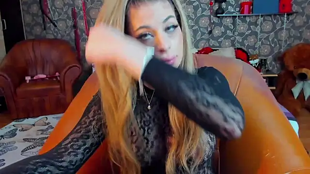 ammyloca123 online show from 04/03/26, 11:58