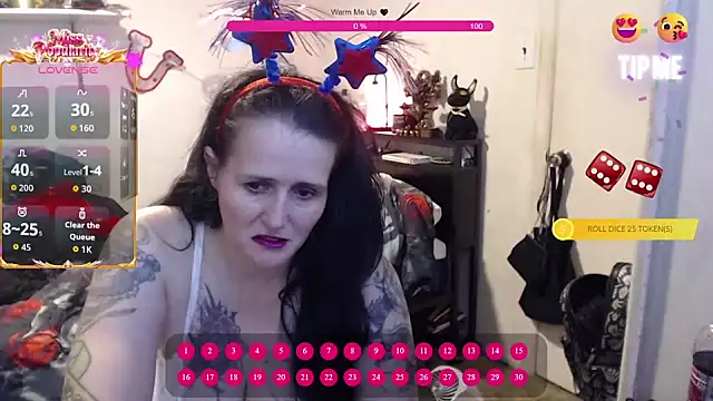 Snapshot of Demonicmiss chatting on 05/25/26, 12:22 Demonicmiss online show from 05/25/26, 12:22