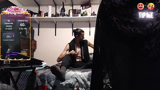 Snapshot of Demonicmiss chatting on 07/01/26, 02:24 Demonicmiss online show from 07/01/26, 02:24