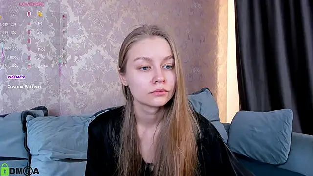 Polumna cute online show from 10/09/25, 08:34